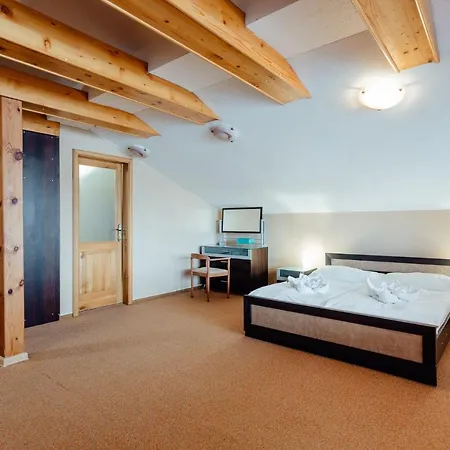 Orava Hotel