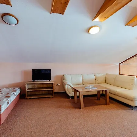 Orava فندق Vitanová